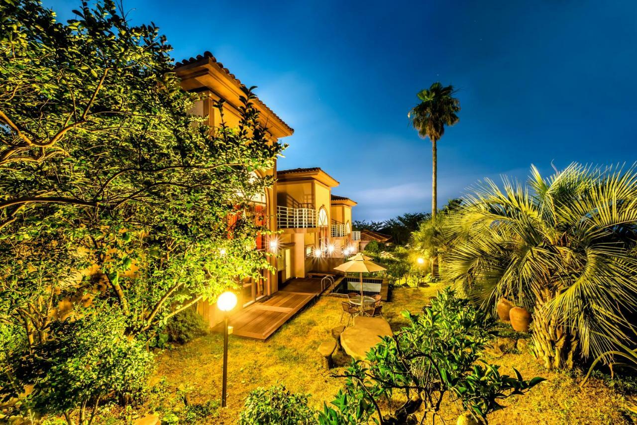 Palm Valley Resort Seogwipo Exterior photo